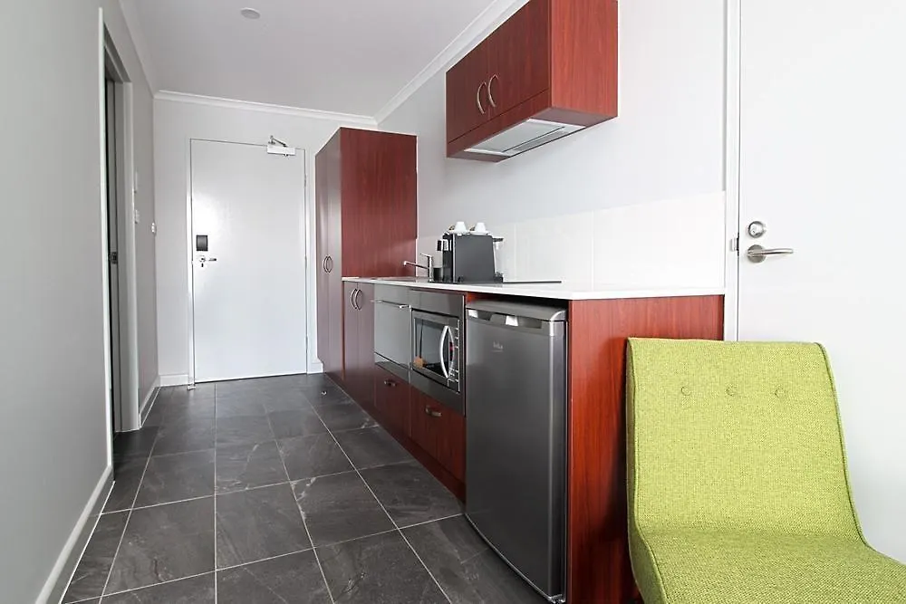 ****  Abode Narrabundah Hotel Canberra Australia