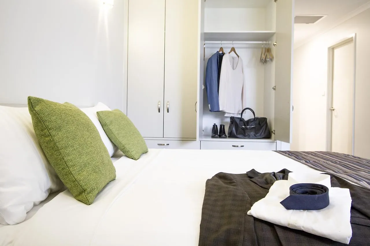 Abode Narrabundah Hotel Canberra 4*,  Australia