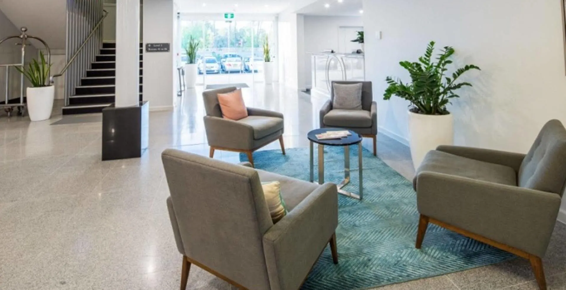 Abode Narrabundah Hotel Canberra 4*,